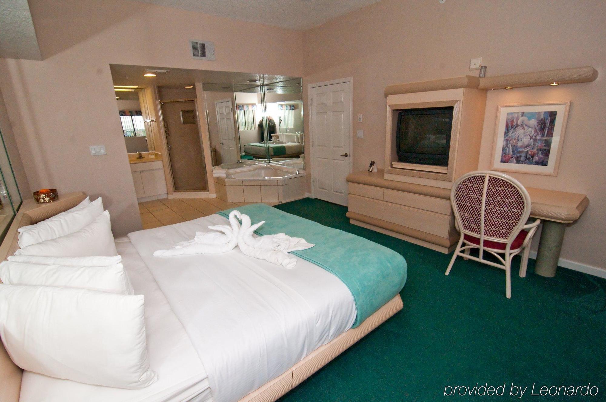 Westgate Towers Hotel Four Corners Bilik gambar